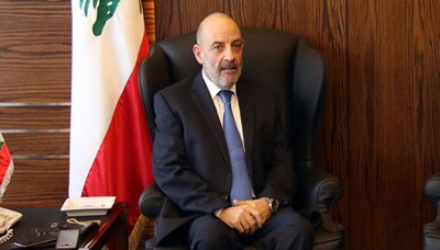 وزير الدفاع اللبنانى يحذر من استباحة إسرائيل أجواء بلاده