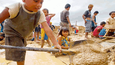 الأمم المتحدة: 37 مليون طفل عامل في مجالات خطرة بالعالم