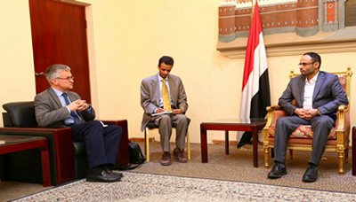 الرئيس المشاط يستقبل المبعوث الخاص لوزارة الخارجية السويدية إلى اليمن