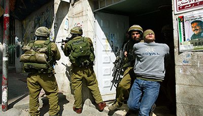 قوات الاحتلال تعتقل 16 فلسطينيا من الضفة بينهم صحفيان و تقتحم مخيم الجلزون شمال رام الله