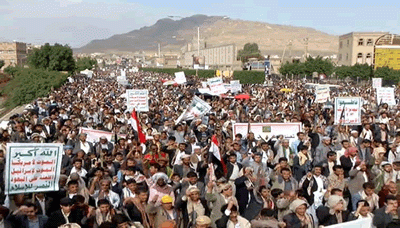 مسيرة جماهيرية حاشدة بالعاصمة صنعاء تحت شعار بدمائنا نصون أعراضنا