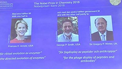منح جائزة نوبل في الكيمياء لثلاثة علماء إعتمدوا تطبيق مبادئ تطور الطاقة