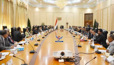 مجلس الوزراء يشكل فريق عمل وزاري لمواجهة مشاريع الاحتلال المنتهكة لسيادة وأراضي اليمن