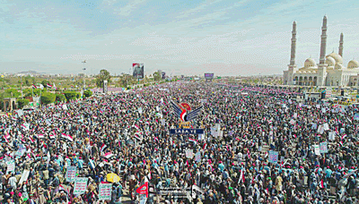 حشد جماهيري غير مسبوق بالعاصمة صنعاء في اليوم الوطني للصمود