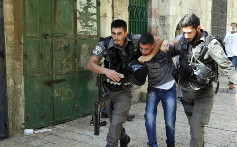 الاحتلال يعتقل 20 فلسطينيا من الضفة ويقتحم الخليل