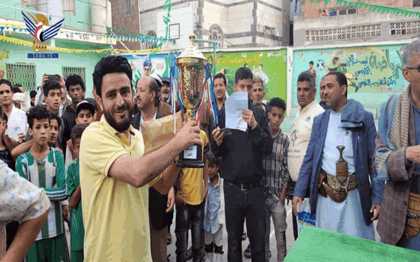 تكريم الفائزين بالمراكز الأولى في البطولة الرمضانية لنادي شعب إب