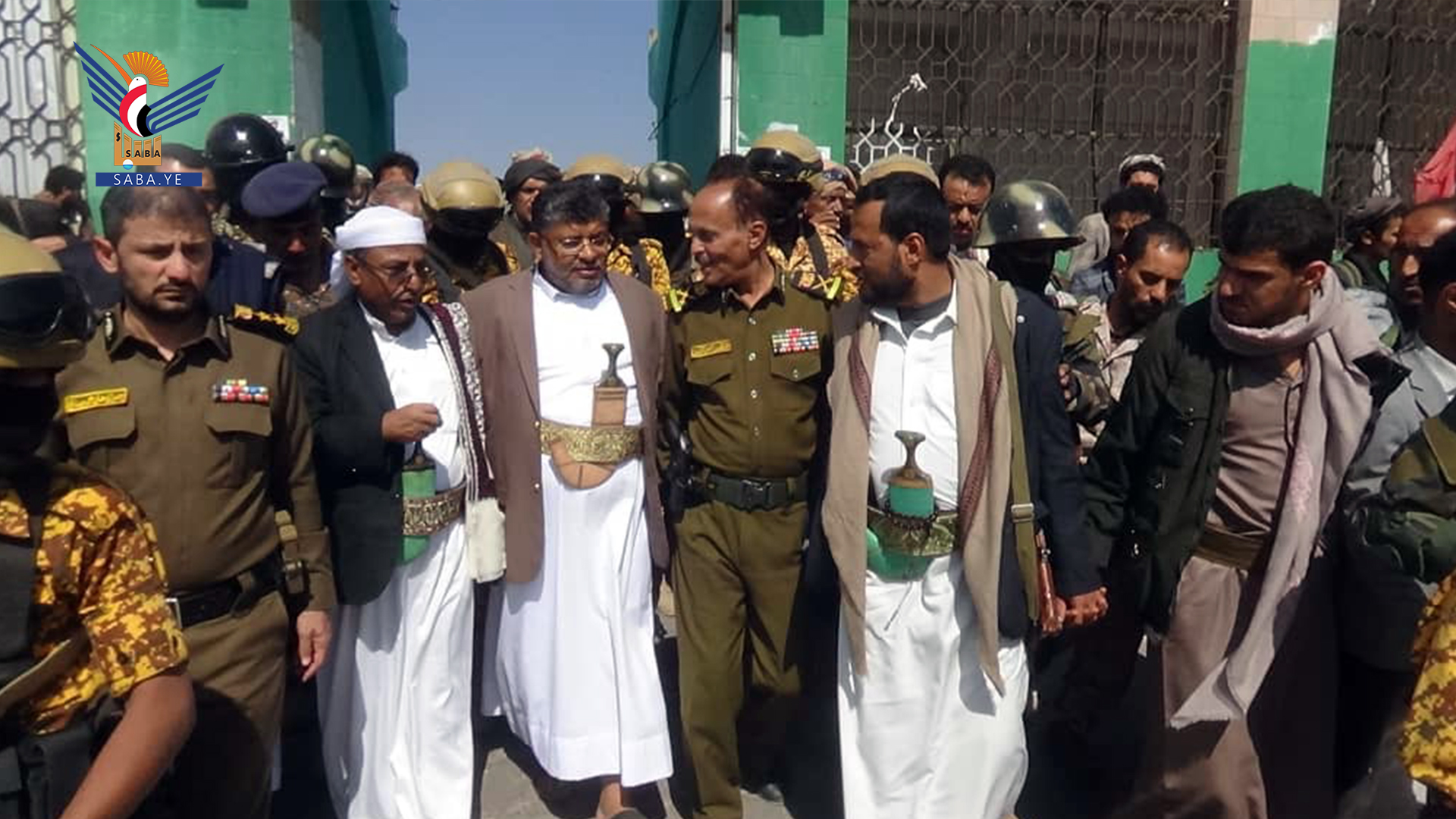 محمد علي الحوثي يشرف على صلح قبلي لإنهاء قضية قتل في إب
