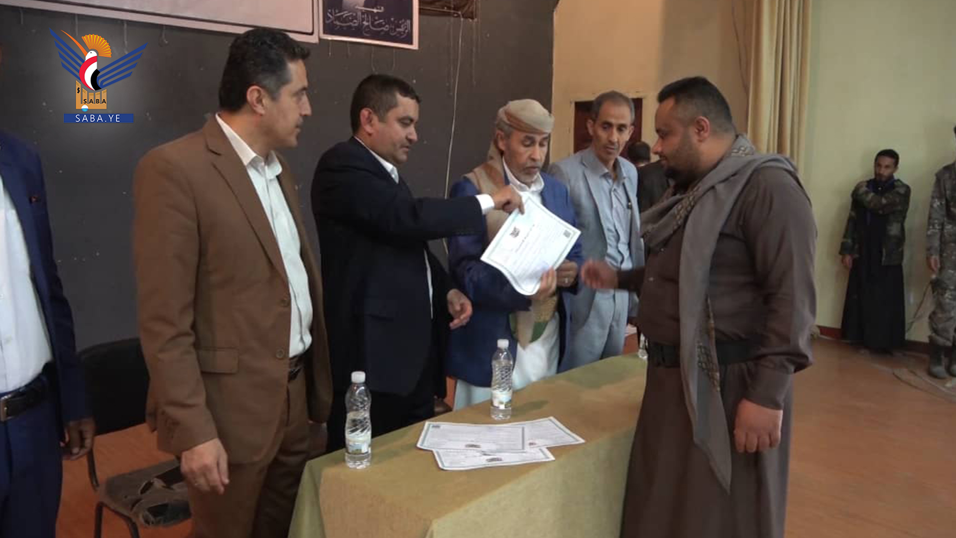 تدشين المرحلة الثانية لتوزيع شهادات الإعفاء الضريبي في إب