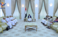 الرئيس المشاط يلتقي الوفد العماني ويجدد الشكر لجهود السلطنة لإحلال السلام في اليمن