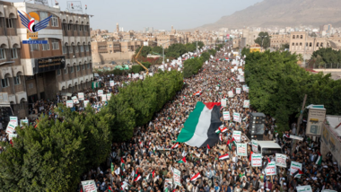 مسيرة حاشدة بالعاصمة صنعاء تأييدا ودعما لعملية 