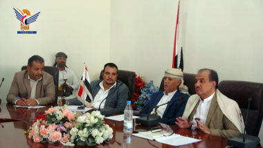 مناقشة أداء فروع مكاتب الأشغال بمديريات مركز محافظة إب