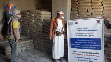وحدة التدخلات المركزية التنموية الطارئة تسلم مساهماتها لمبادرات مجتمعية في إب