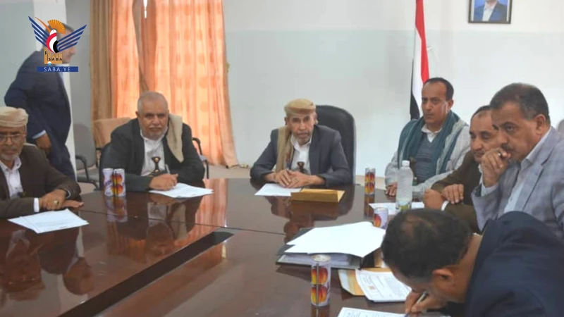 إب.. إقرار مناقصات 10 مشاريع في مجال الأشغال والطرق بأكثر من 902 مليون ريال