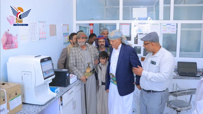 محافظ إب يتفقد سير الأداء بمستشفى الرضمة الريفي