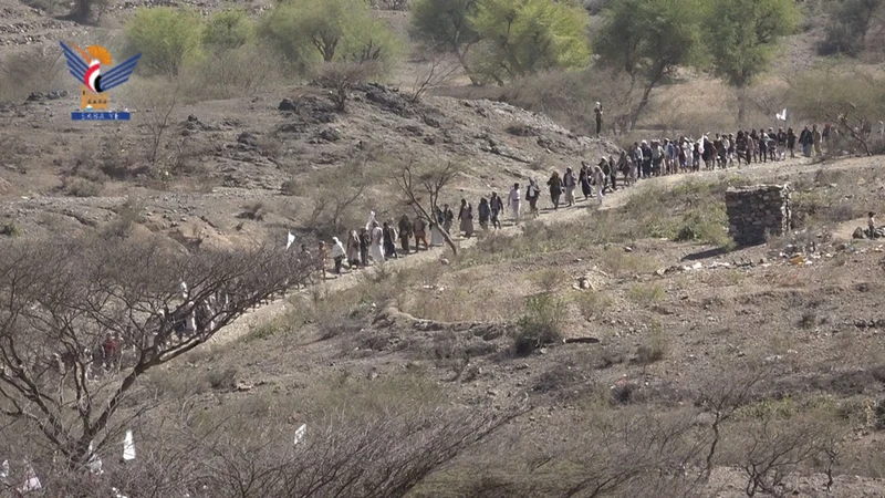 إب.. مسير ومناورة تطبيقية لعزل المربع الغربي بحزم العدين
