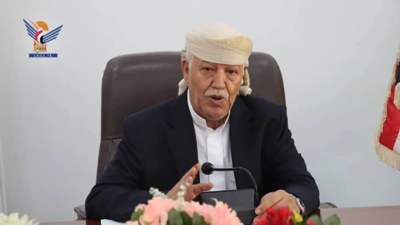 محافظ إب يعزّي الرئيس المشاط بوفاة والدتة