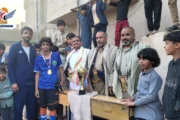 تكريم الفرق المشاركة في منافسات كأس الشهيد الصماد لكرة القدم بمأرب