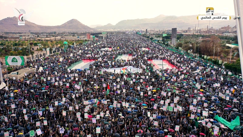 مسيرة كُبرى بالعاصمة صنعاء إحياءً ليوم القدس العالمي وانتصاراً لفلسطين والأقصى