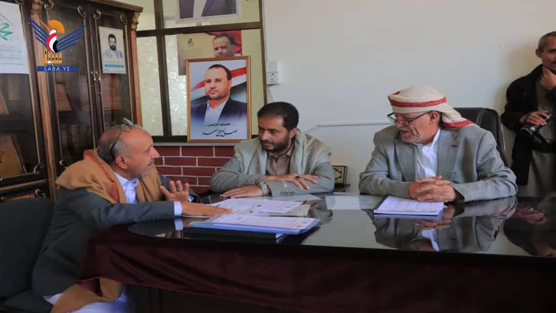 مناقشة الترتيبات النهائية لاختبارات الشهادة العامة الأساسية والثانوية والدورات الصيفية في إب