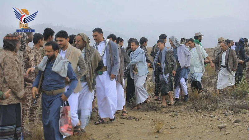 زيارات عيدية لوفود من محافظة إب للمرابطين في جبهات تعز والضالع