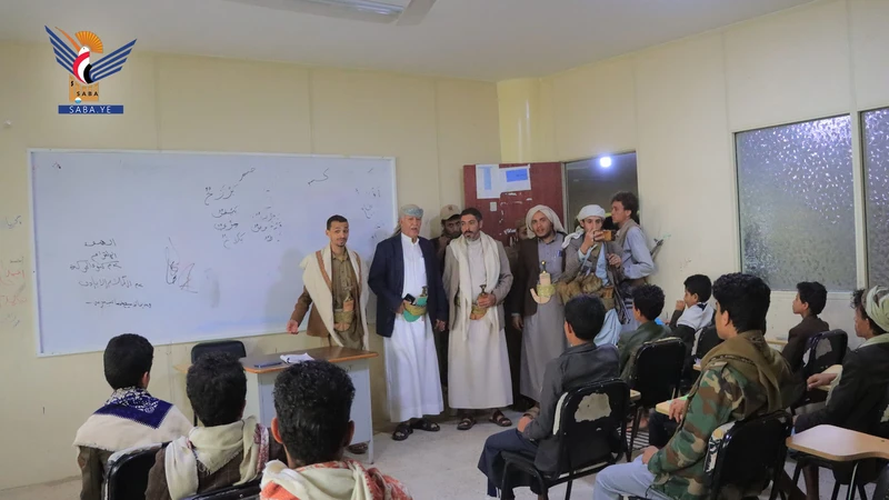 محافظ إب يتفقد أنشطة الدورات الصيفية بجبلة والظهار