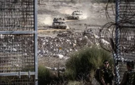 مركز سجل: قوات العدو الإسرائيلي تقيم حواجز مؤقتة بريف القنيطرة وتحتجز شابًا بعد مداهمة منزله