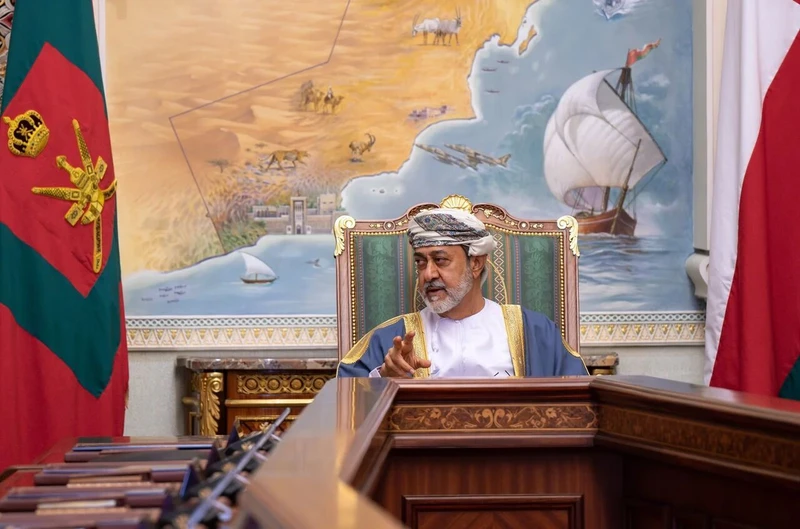 دبلوماسي إيراني: التعاون مع عُمان لإدارة مضيق هرمز سبب رئيسي وراء تهديدات ترامب