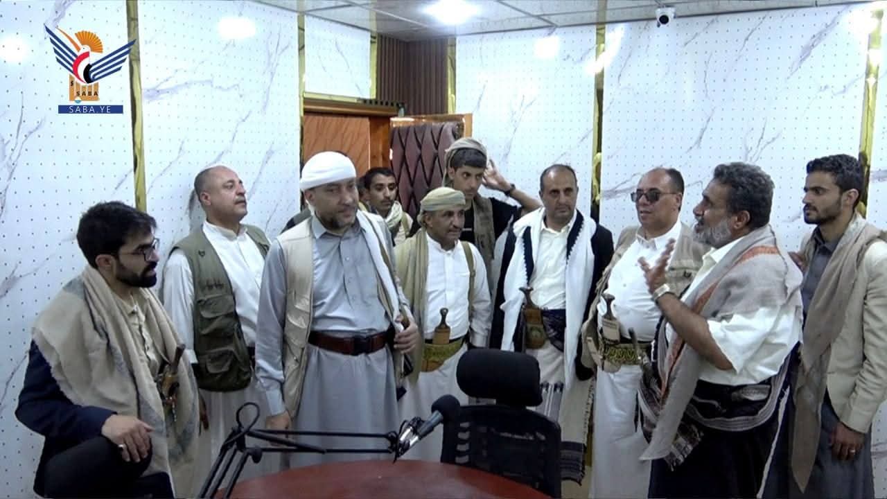 المحافظ إدريس والدكتور البخيتي يفتتحان إذاعة محافظة البيضاء