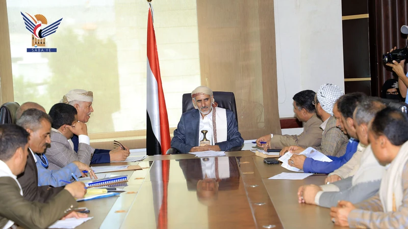 العلامة مفتاح يرأس اجتماعًا لمناقشة احتياجات محافظة إب من مشاريع المياه والصرف الصحي