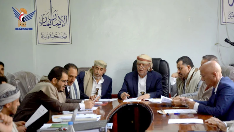 اجتماع بإب يناقش الخطط الاستراتيجية والتنفيذية وتكريم المديريات المتميزة