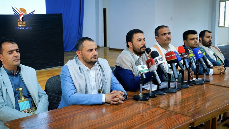مؤتمر صحفي لوزارة الشباب والرياضة يُسلط الضوء على جرائم العدوان السعودي