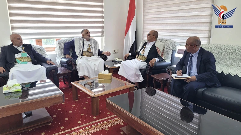 مناقشة سبل توحيد جهود وسائل الإعلام الوطنية في مواجهة تصعيد قوى العدوان