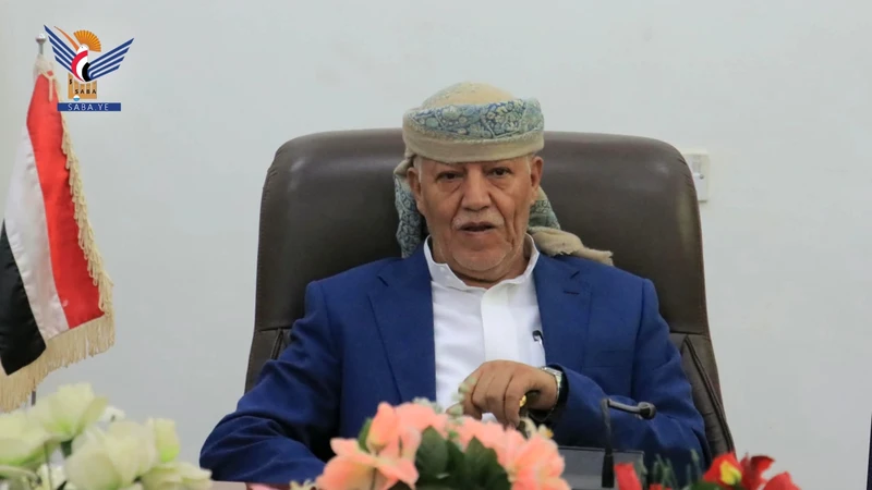 محافظ إب يبارك عمليات القوات المسلحة اليمنية ويدعو المغرر بهم العودة إلى صف الوطن