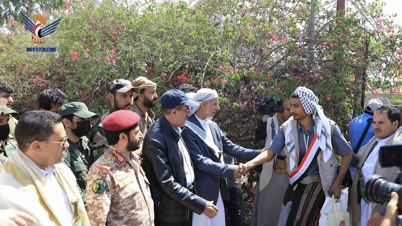 مفتاح والرويشان والرزامي وعدد من الوزراء يستقبلون الأسرى المحررين من الساحل الغربي