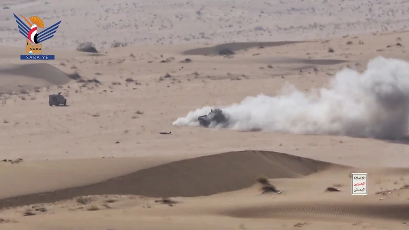 الإعلام الحربي يبث مشاهد لاستهداف تحشيدات العدو السعودي في جبهة الفليحة جنوب محافظة مأرب